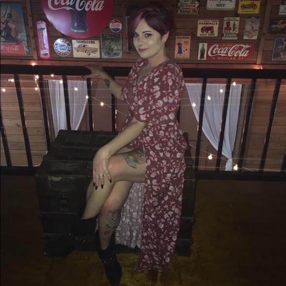 Meet Your Posher, Felicia! 💕 - Picture 6 of 8